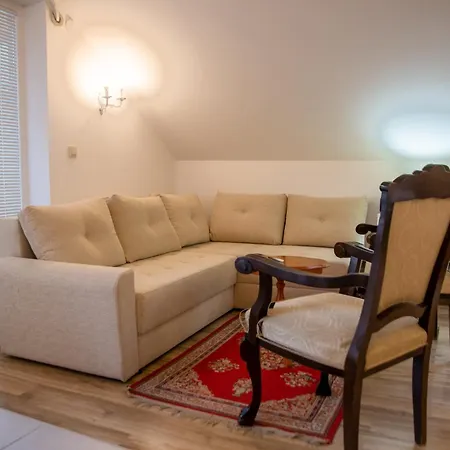 Centar 斯雷姆斯基卡尔洛夫奇