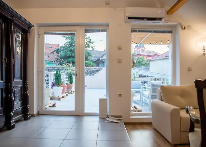 Centar 아파트 스렘스키카를로브치