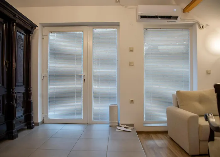 Centar * 스렘스키카를로브치