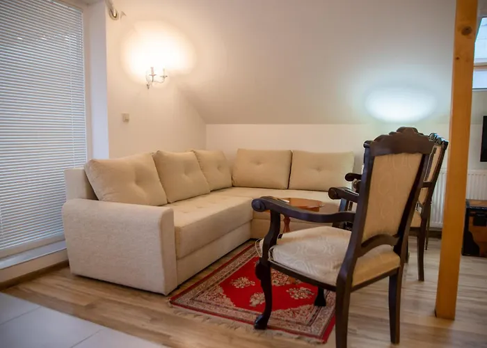 Centar 스렘스키카를로브치